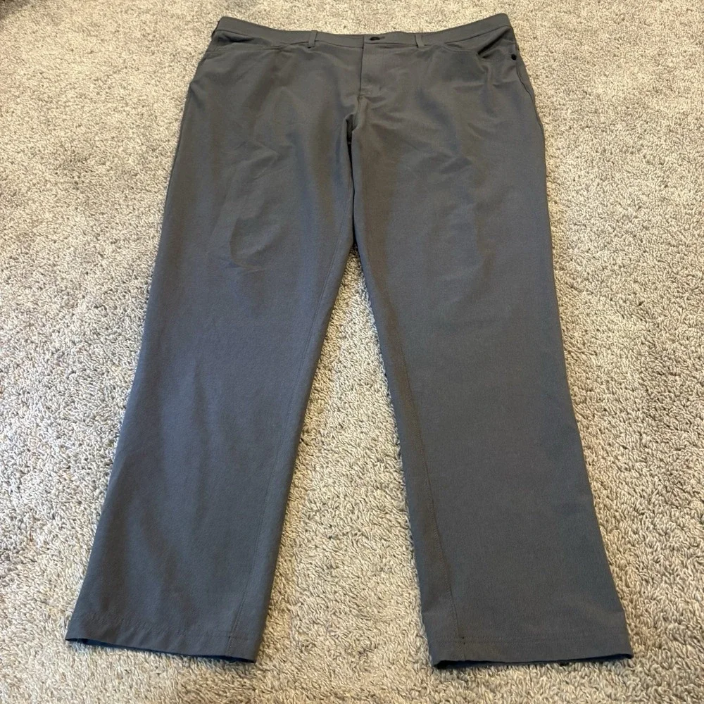 Public Rec Pants Mens 44x32 Gray Microfiber Chino Straight Leg Casual Wear Golf